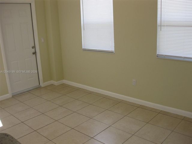 1520 NE 14th St, Homestead, FL 33033