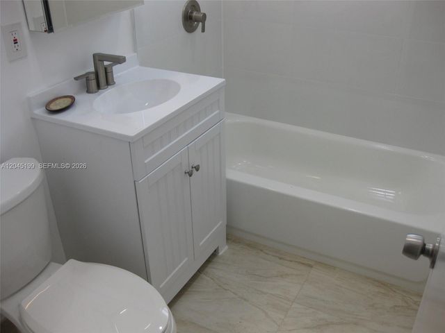 1520 NE 14th St, Homestead, FL 33033