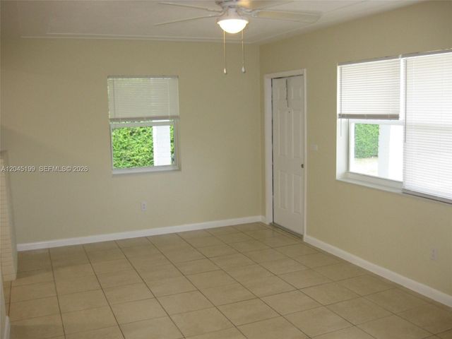 1520 NE 14th St, Homestead, FL 33033