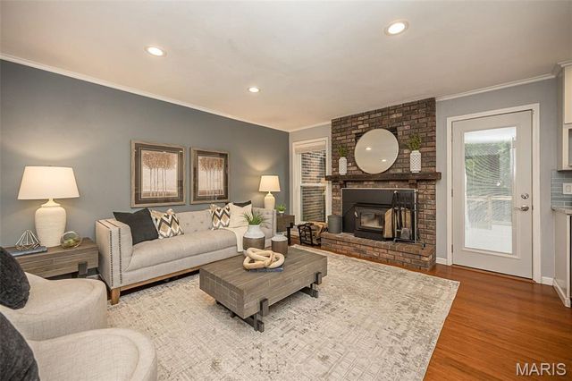 233 Portico Drive, Chesterfield, MO 63017