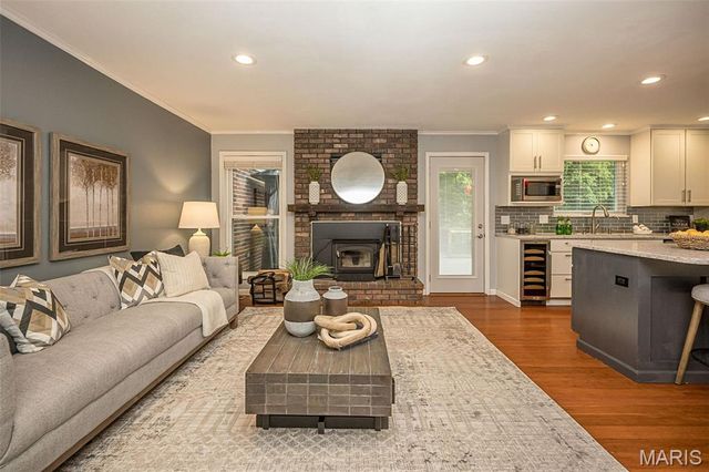 233 Portico Drive, Chesterfield, MO 63017