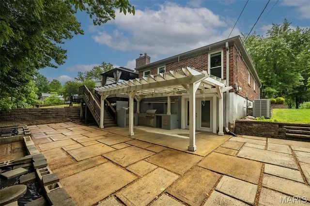233 Portico Drive, Chesterfield, MO 63017