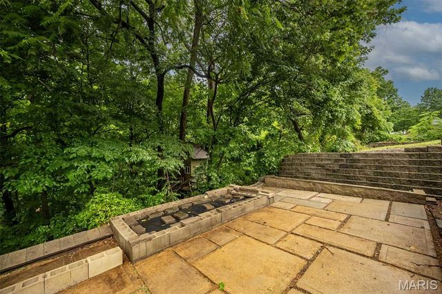 233 Portico Drive, Chesterfield, MO 63017