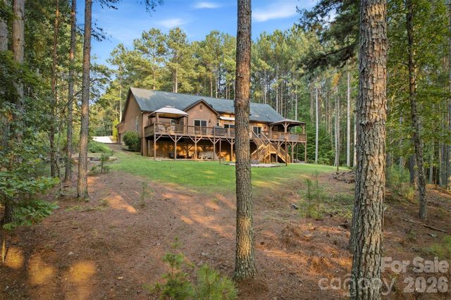 2079 Dockside Place, Connelly Springs, NC 28612