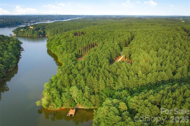 2079 Dockside Place, Connelly Springs, NC 28612