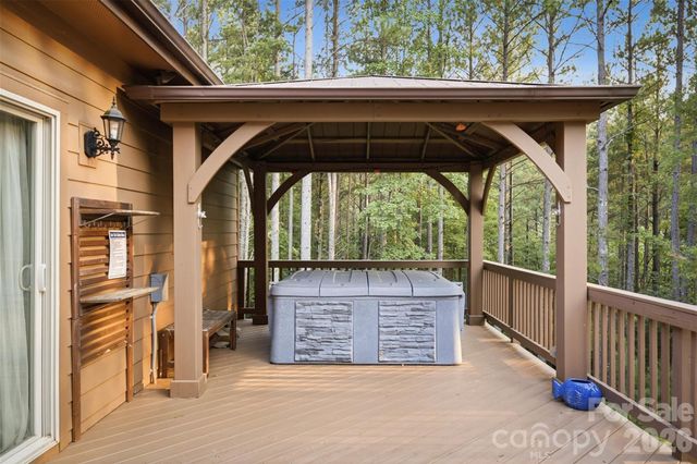 2079 Dockside Place, Connelly Springs, NC 28612