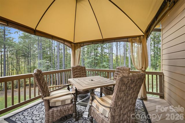2079 Dockside Place, Connelly Springs, NC 28612