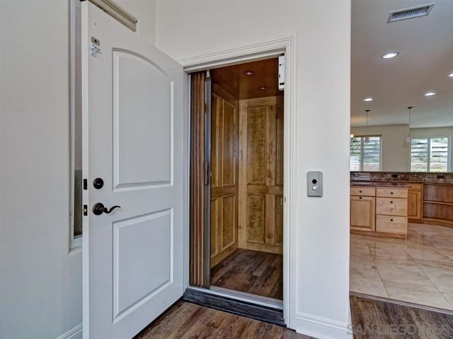 1820 Malden Street, San Diego, CA 92109
