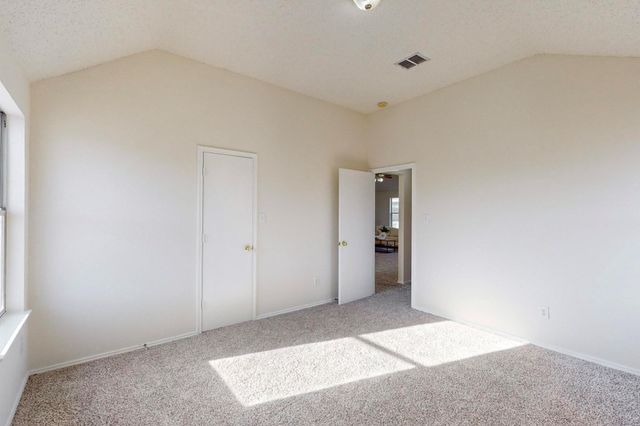 801 Gillon Drive, Arlington, TX 76001