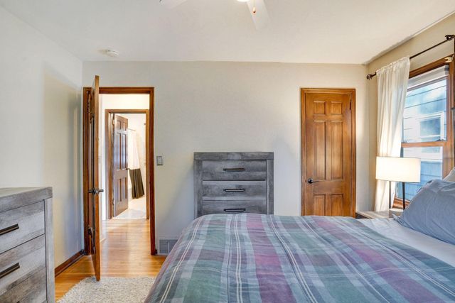 5716 Knox Avenue S, Minneapolis, MN 55419