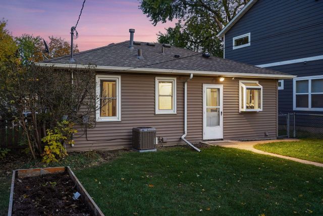 5716 Knox Avenue S, Minneapolis, MN 55419