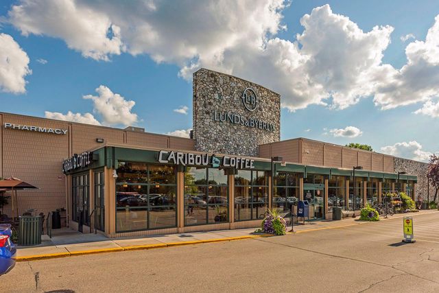 5716 Knox Avenue S, Minneapolis, MN 55419