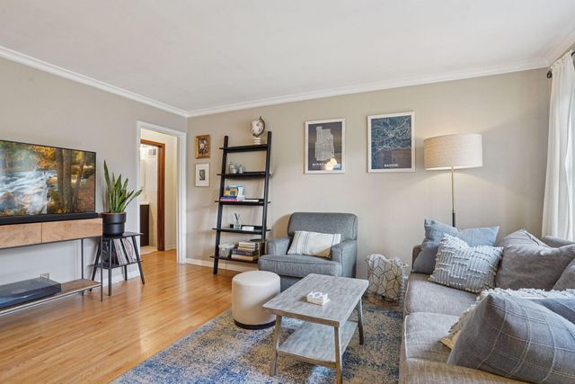 5716 Knox Avenue S, Minneapolis, MN 55419