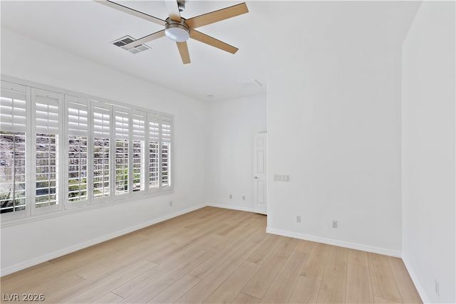 27 GLADEWATER Drive, Henderson, NV 89052