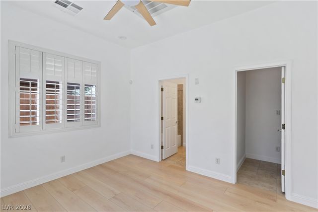 27 GLADEWATER Drive, Henderson, NV 89052
