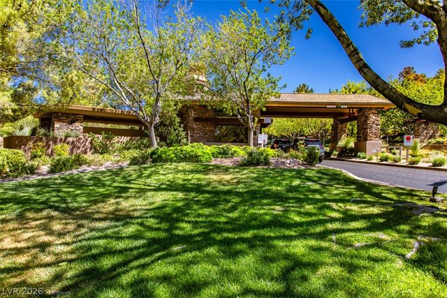 27 GLADEWATER Drive, Henderson, NV 89052
