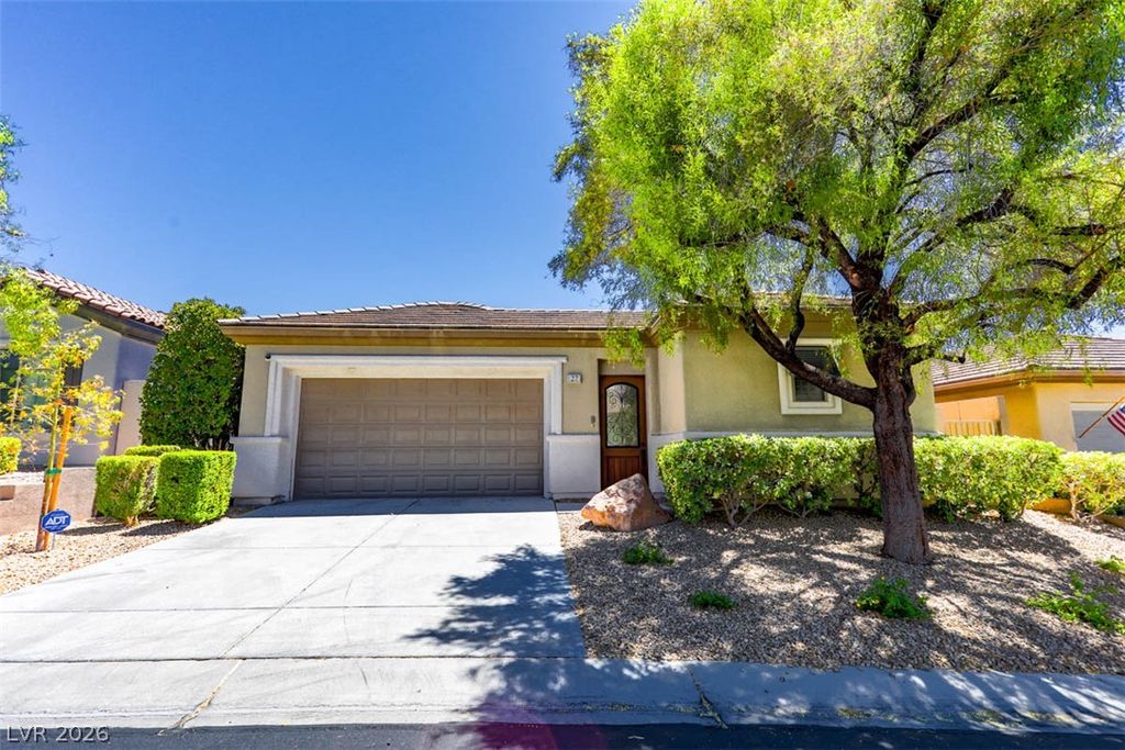 27 GLADEWATER Drive, Henderson, NV 89052