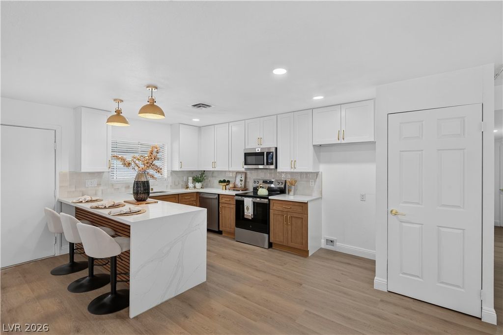4289 Vegas Valley Drive, Las Vegas, NV 89121 — exterior
