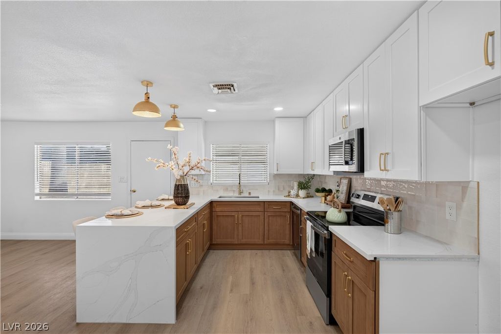 4289 Vegas Valley Drive, Las Vegas, NV 89121 — photo 4