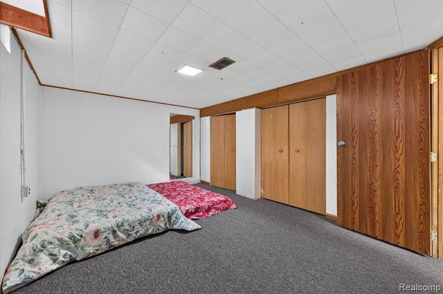 8847 Woodbine, Redford, MI 48239