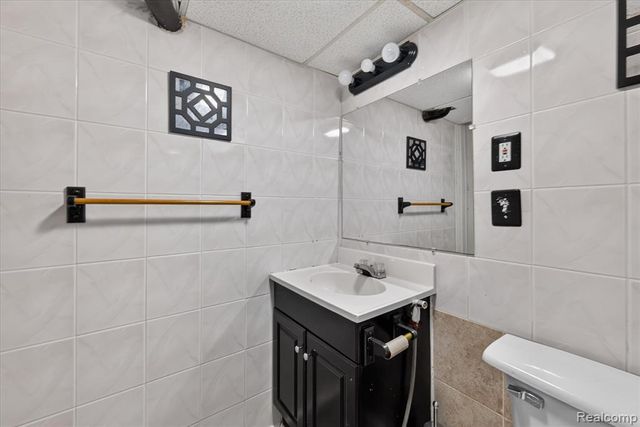 8847 Woodbine, Redford, MI 48239