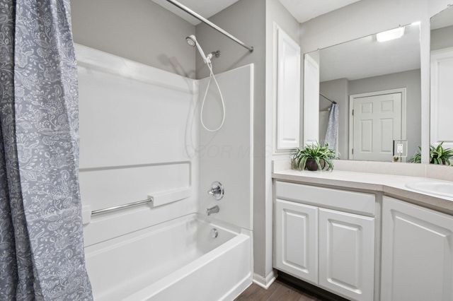 5600 Vintage Place, Dublin, OH 43016
