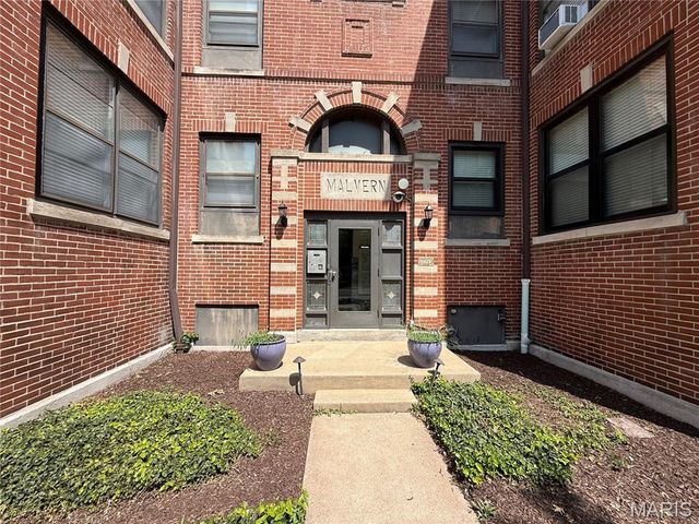 5621 Pershing Avenue 13, St Louis, MO 63112