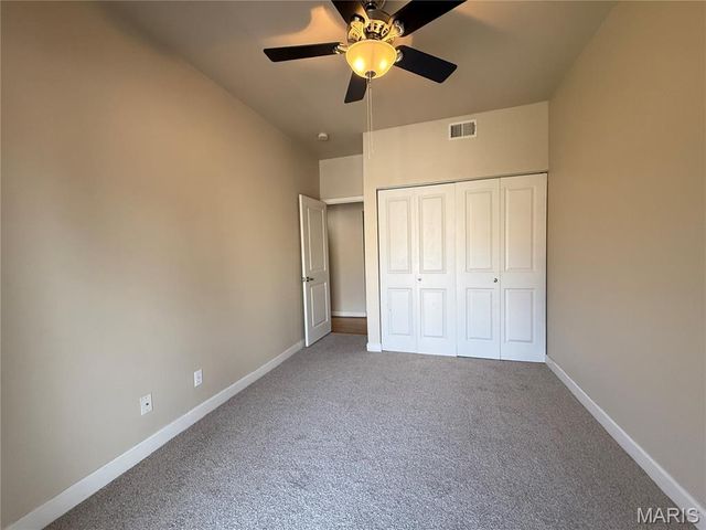 5621 Pershing Avenue 13, St Louis, MO 63112