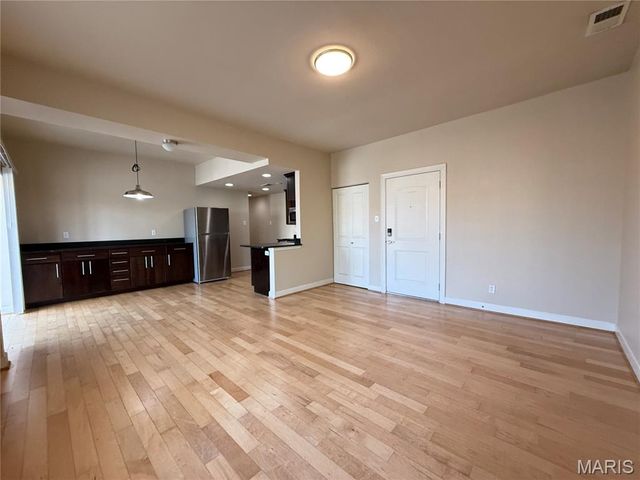 5621 Pershing Avenue 13, St Louis, MO 63112
