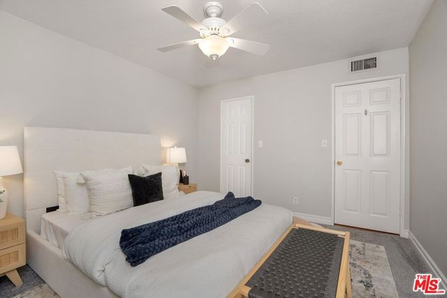 15231 Magnolia Boulevard 114, Sherman Oaks, CA 91403