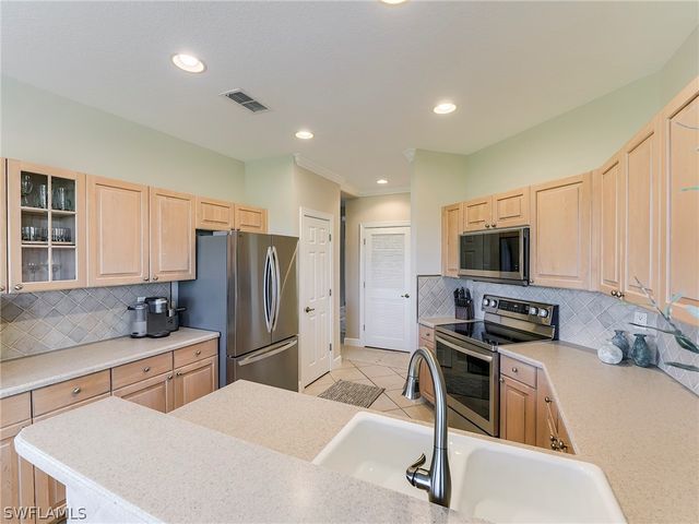 9540 Cypress Hammock CIR 101, Estero, FL 34135