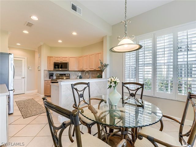 9540 Cypress Hammock CIR 101, Estero, FL 34135