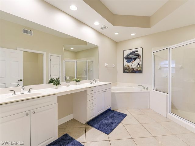 9540 Cypress Hammock CIR 101, Estero, FL 34135