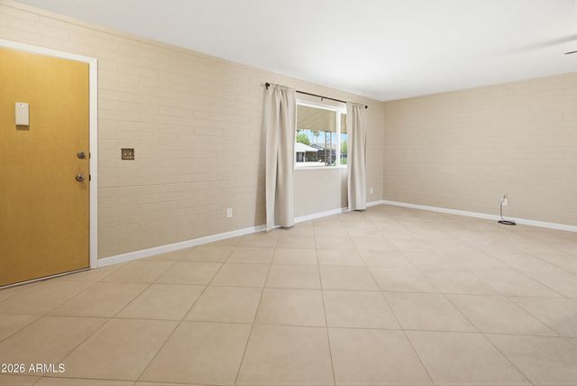 11002 W CONNECTICUT Avenue, Sun City, AZ 85351