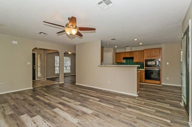 6333 La Mesa ST, Leander, TX 78645