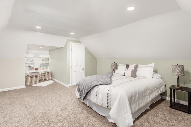 557 E Gates Street, Columbus, OH 43206