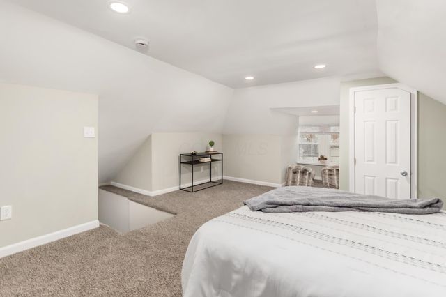 557 E Gates Street, Columbus, OH 43206