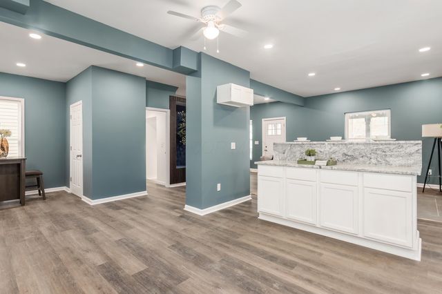 557 E Gates Street, Columbus, OH 43206