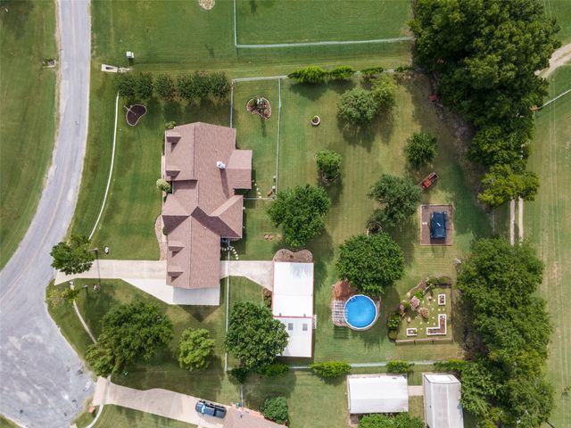 6630 Meadow Ridge Circle, Nevada, TX 75173