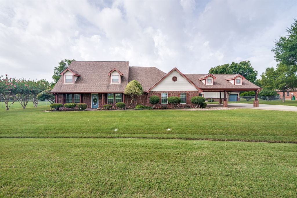 6630 Meadow Ridge Circle, Nevada, TX 75173