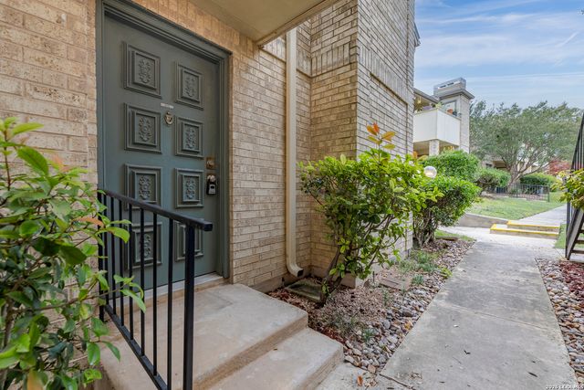 11843 Braesview Apt 913, San Antonio, TX 78213