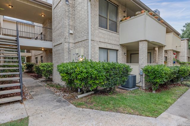 11843 Braesview Apt 913, San Antonio, TX 78213
