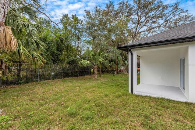 808 W LOWRY LANE, Tampa, FL 33604