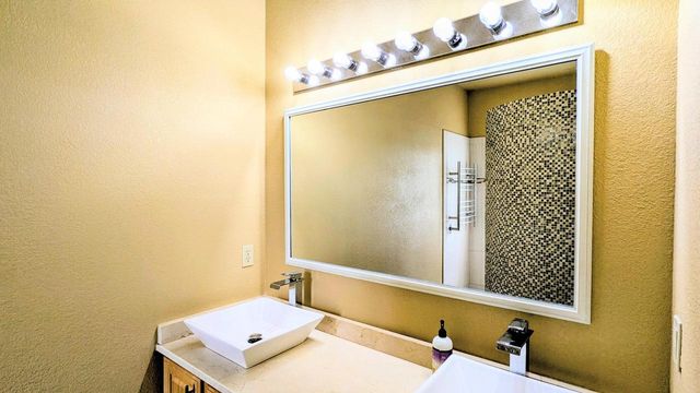 N100W17560 Whitetail Run, Germantown, WI 53022