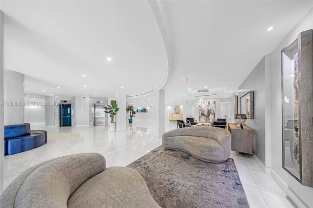 3546 S Ocean Blvd 918, South Palm Beach, FL 33480