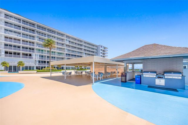 3546 S Ocean Blvd 918, South Palm Beach, FL 33480