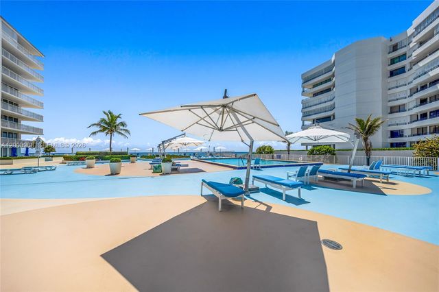 3546 S Ocean Blvd 918, South Palm Beach, FL 33480