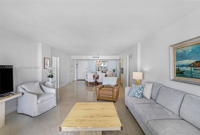 3546 S Ocean Blvd 918, South Palm Beach, FL 33480