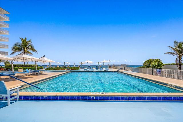3546 S Ocean Blvd 918, South Palm Beach, FL 33480