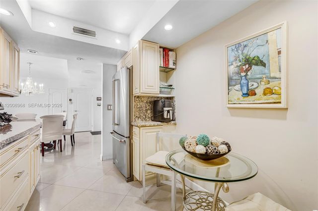 3546 S Ocean Blvd 918, South Palm Beach, FL 33480